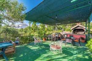 thumbnail: Terrace/patio