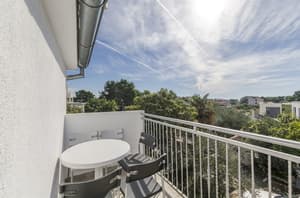 thumbnail: Balcony