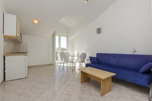 thumbnail: Living room