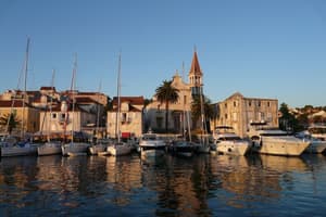 thumbnail: Exterior