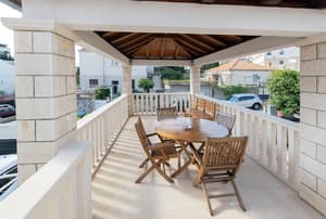 thumbnail: Terrace/patio