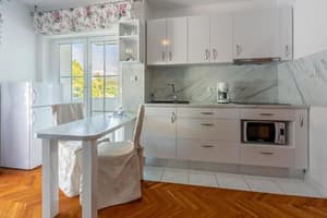 thumbnail: Private kitchen