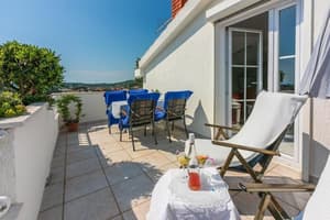 thumbnail: Terrace/patio