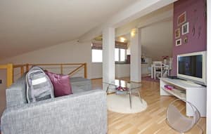 thumbnail: Living room