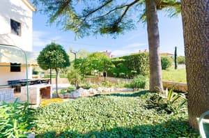 thumbnail: Courtyard