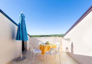 thumbnail: Terrace/patio