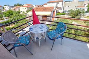 thumbnail: Balcony