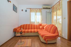 thumbnail: Living room