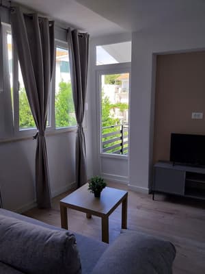 thumbnail: Living area