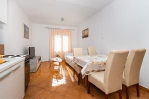 thumbnail: Living room