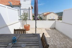 thumbnail: Terrace/patio