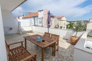 thumbnail: Terrace/patio