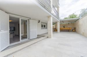 thumbnail: Terrace/patio