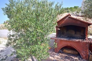 thumbnail: BBQ/picnic area