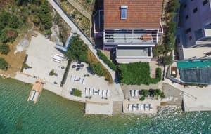 thumbnail: Aerial view