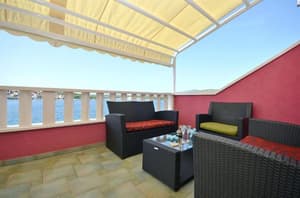 thumbnail: Balcony