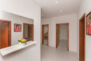 thumbnail: Interior