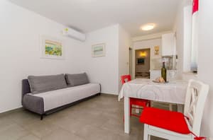thumbnail: Interior
