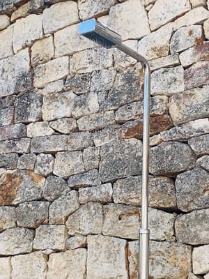 thumbnail: Exterior detail