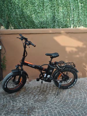 thumbnail: Bicycling