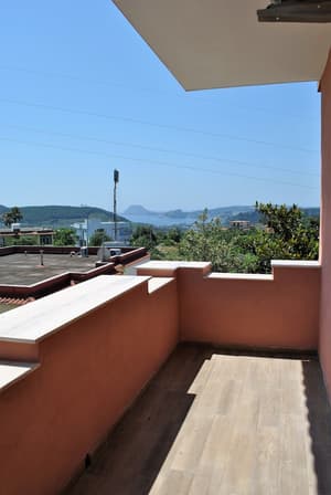 thumbnail: Balcony