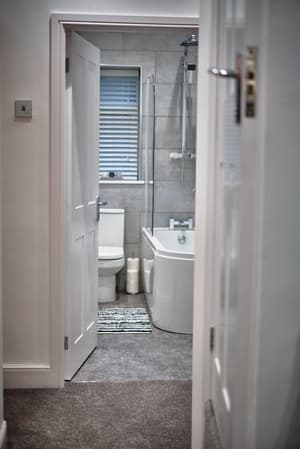 thumbnail: Bathroom