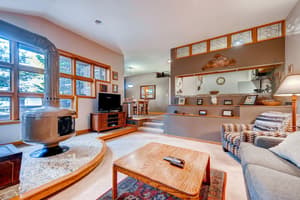 thumbnail: Living room