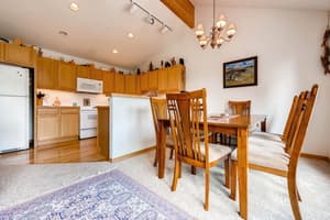 thumbnail: In-room dining