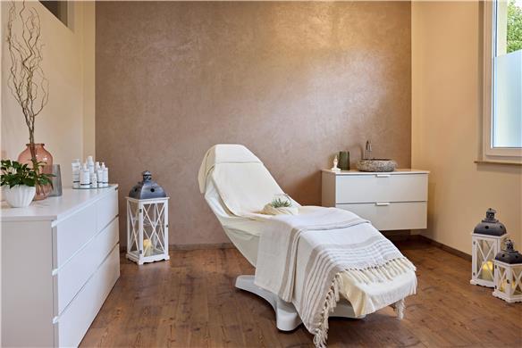 On-Site,Property Amenity,Spa