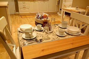 thumbnail: Breakfast area