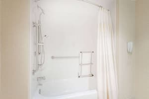 thumbnail: Accessible bathroom