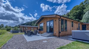 thumbnail: Exterior