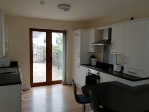 thumbnail: Interior entrance