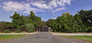 thumbnail: Front of property