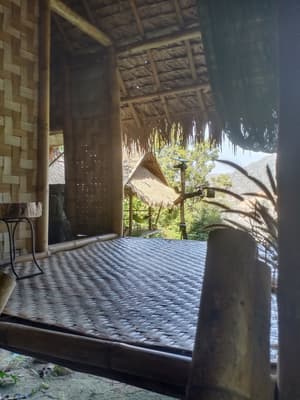 thumbnail: Front of property