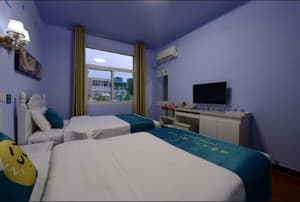 thumbnail: Room