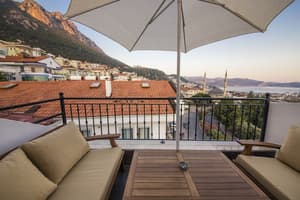 thumbnail: Balcony view