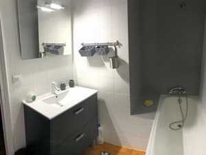 thumbnail: Bathroom