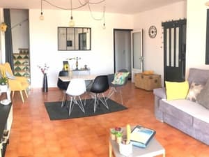 thumbnail: Living area