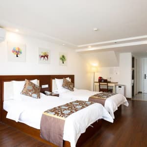 thumbnail: Interior detail