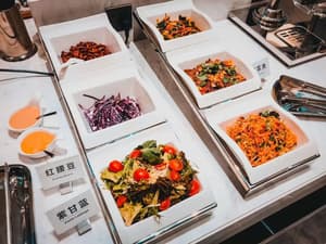 thumbnail: Restaurant