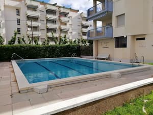 thumbnail: Outdoor pool