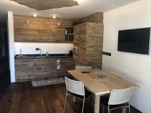 thumbnail: Living area