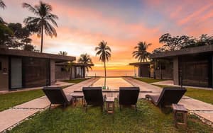 thumbnail: Sundeck