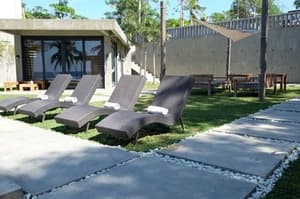 thumbnail: Property grounds