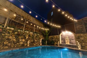 thumbnail: Outdoor pool