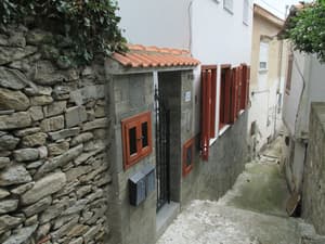 thumbnail: Front of property