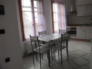 thumbnail: In-room dining