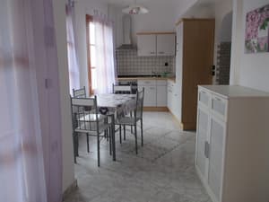 thumbnail: In-room dining