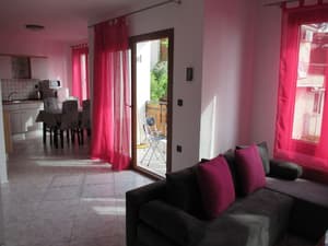 thumbnail: Living area